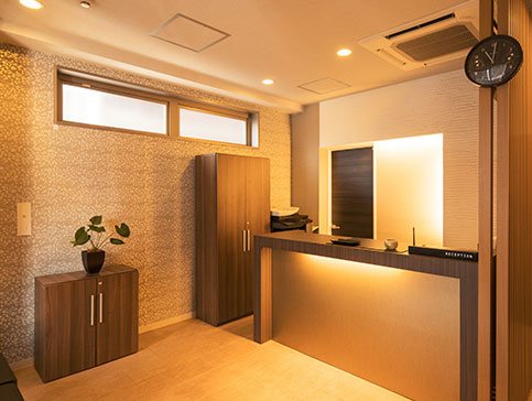 肩こりボトックス、疲労回復の東京形成外科 人形町院